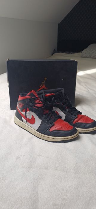Nike Air Jordan 1 mid