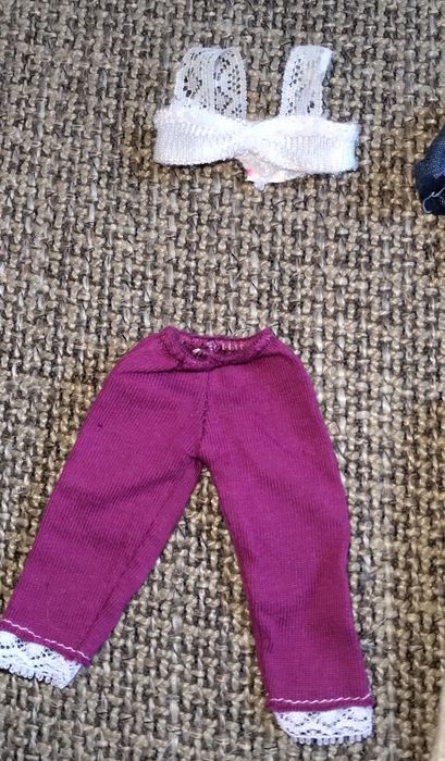 Conjunto roupas Barbie