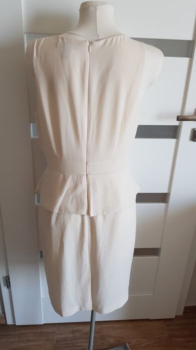 Forever 21 sukienka  kremowa r 40