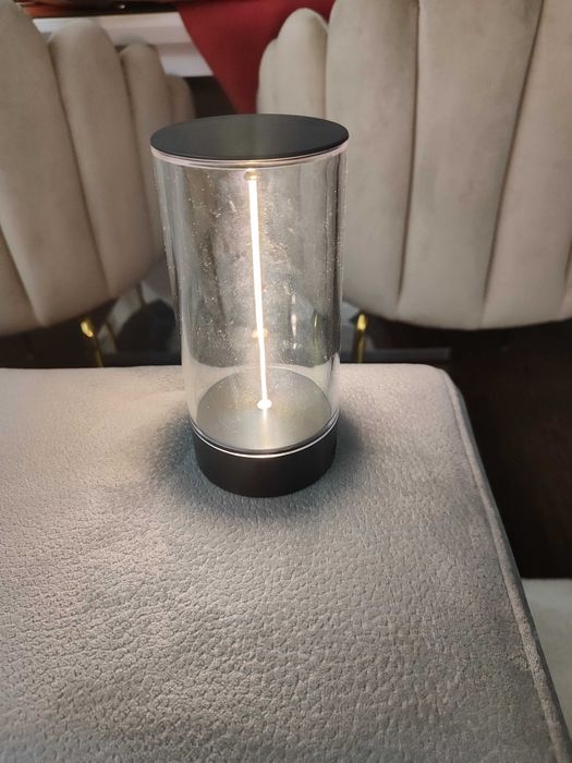 Candeeiro em forma de cilindro