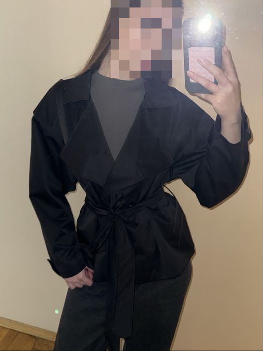 чорний Тренч M-L