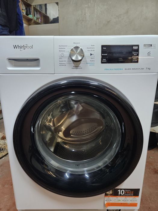 Продам пральну машину Whirlpool 7kg