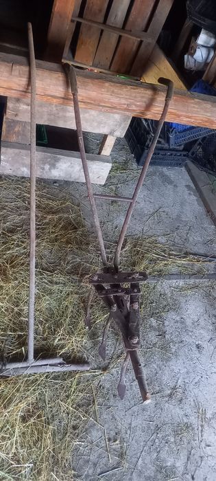 Граска граса ручна
