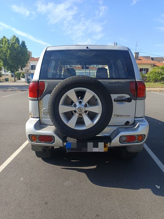 Nissan Terrano — fotografia 4