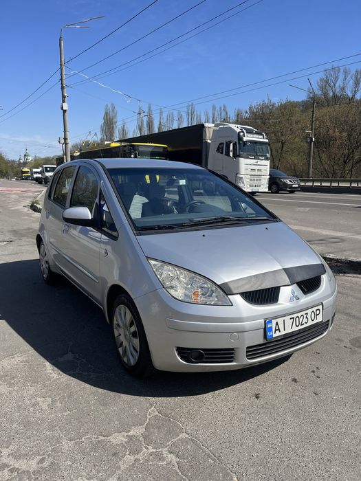 Продам Mitsubishi kolt автомат