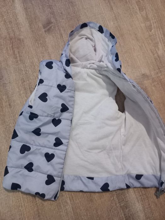 Жилетка на дівчинку