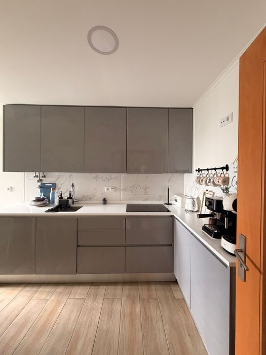 2 Quartos para Arrendar em Linda-a-Velha – 500€ + Despesas