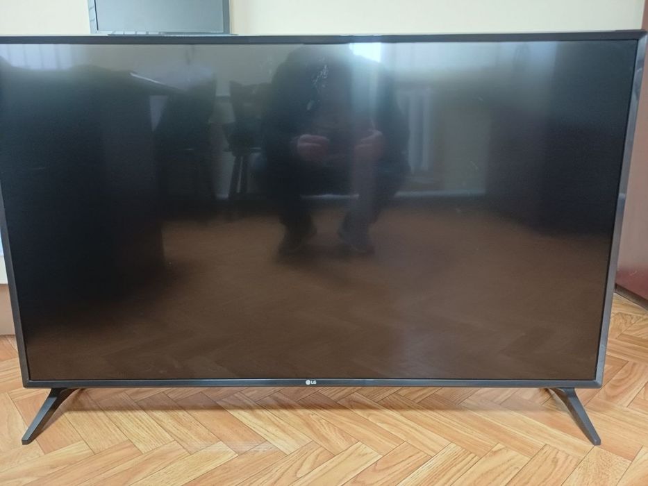 Телевізор LG 49UJ630V Smart TV UHD 4K 49”  (123 см)