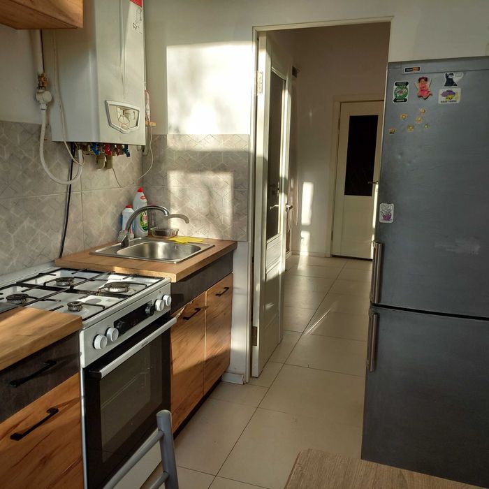 Продам двокімнатну квартиру м.Самбір