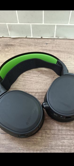 Бездротова ігрова гарнітура SteelSeries Arctis 7X+
