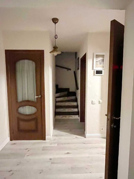 Продаж заміського будинку для постійного проживання в Колонщині