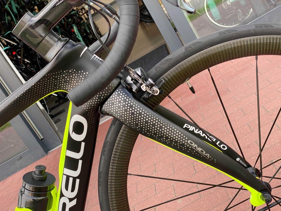 Rower szosowy Pinarello Dogma F10 Shimano Dura-Ace Koła karbonowe Rower używany
