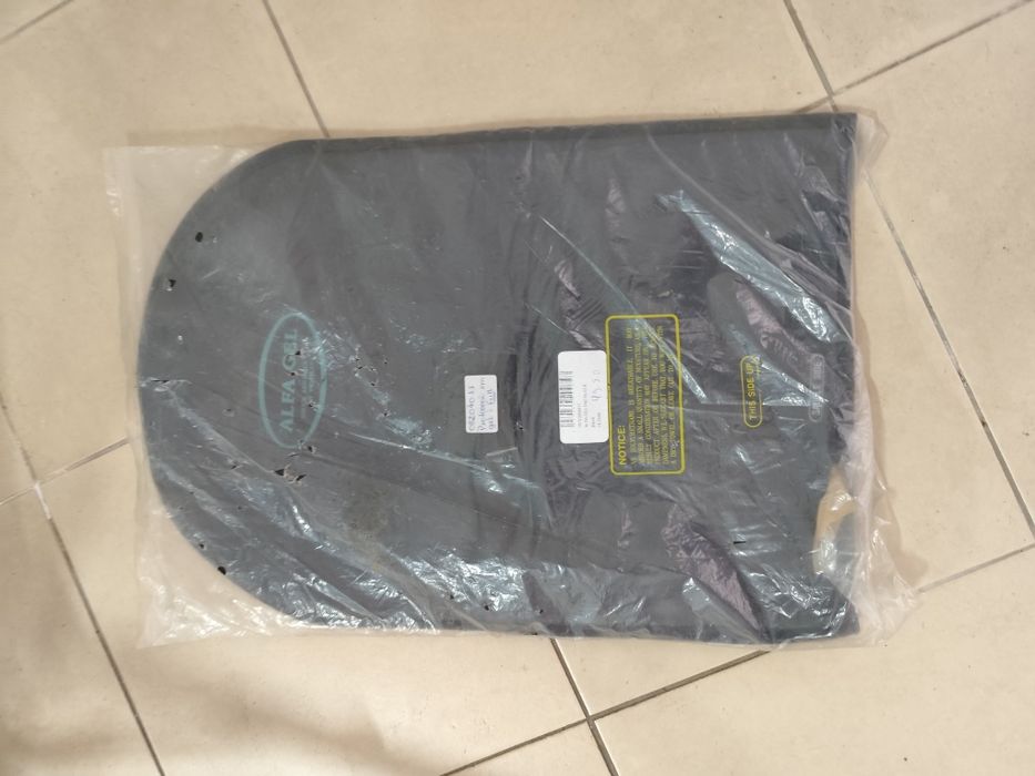 Vendo proteção de gel nova