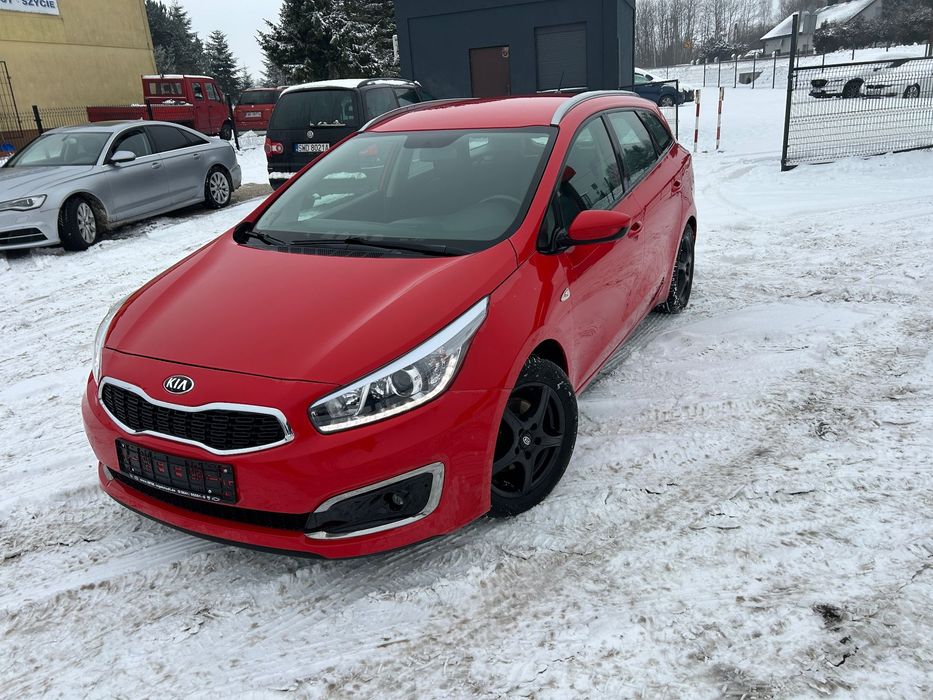 Kia Ceed 1.6 GDI BENZ 135KM 84km serwis