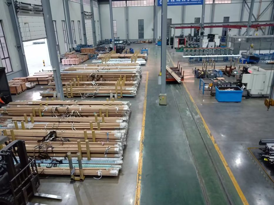 Шток гартований хромований труба безшовна