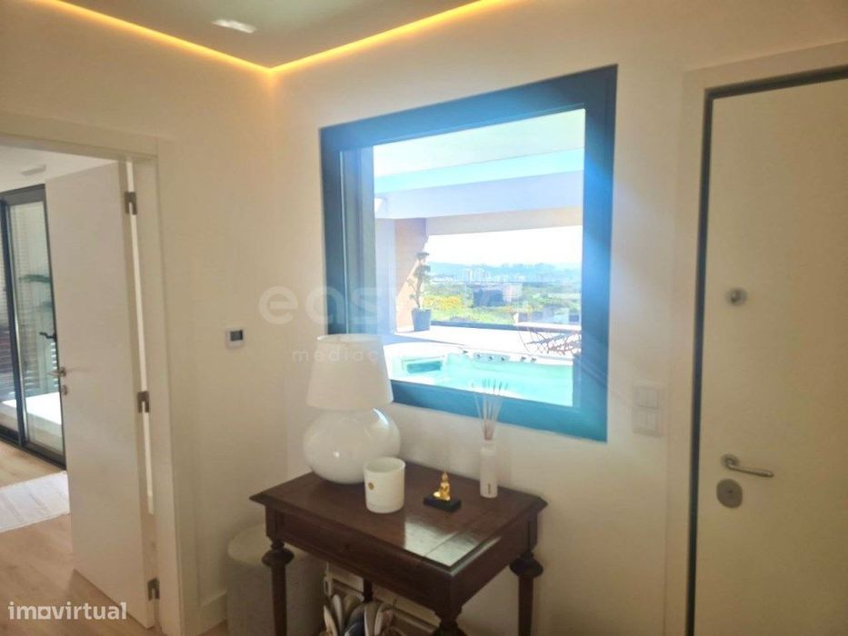 Exclusivo T4 de Luxo no Condomínio Sky City - Terraço de 185m² com ...