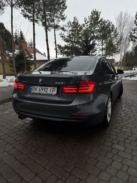 BMW 3 серії f30 328i