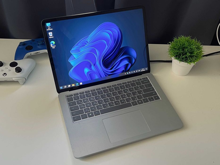 RTX Oled 2КСенсорный! Игровой ноутбук 3в1 Microsoft Surface Studio (3050ti , 2050 ,3060)