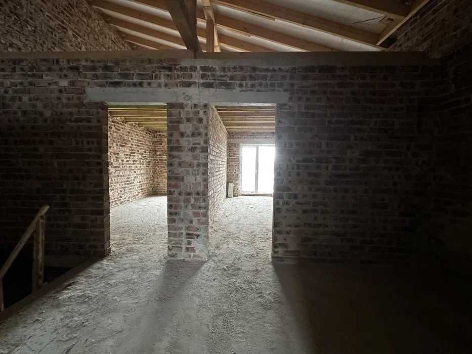 Продається дуплекс 120 м2 з гарним плануванням. Район Вовчинець