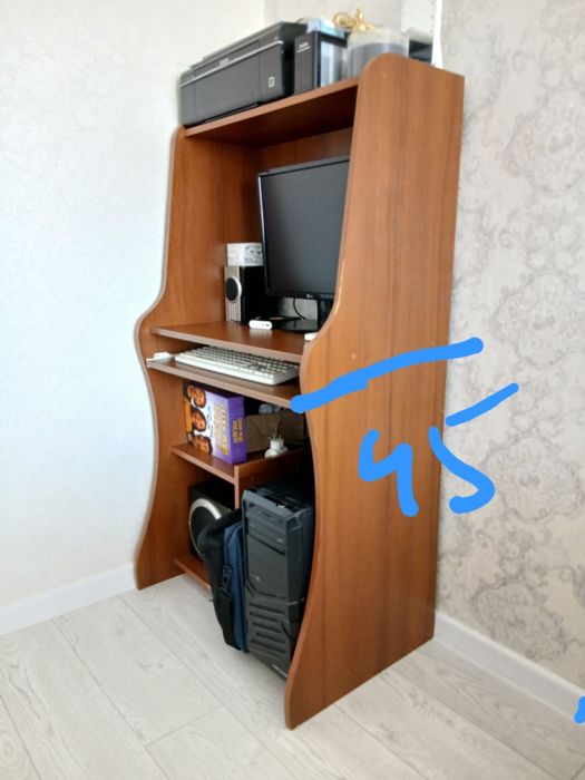 Продам компютерний стіл