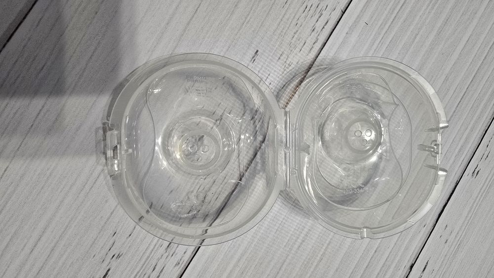 Накладки на груди (соски) AVENT (Авент) розмір М