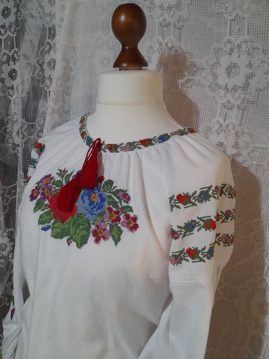 Вишиванка 48 розмір