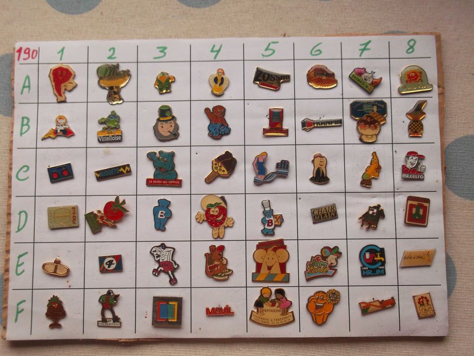 Pins  variados a 0.20€