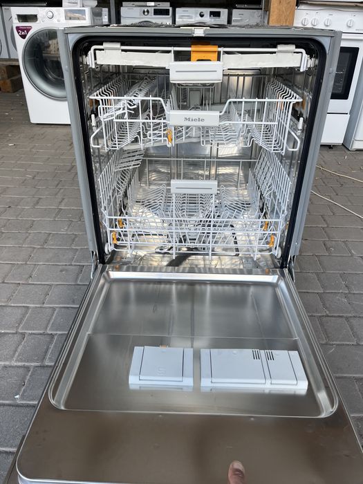 Посудомийна машина Miele IQ500 стан ідеальний Шир 60 висота 80
