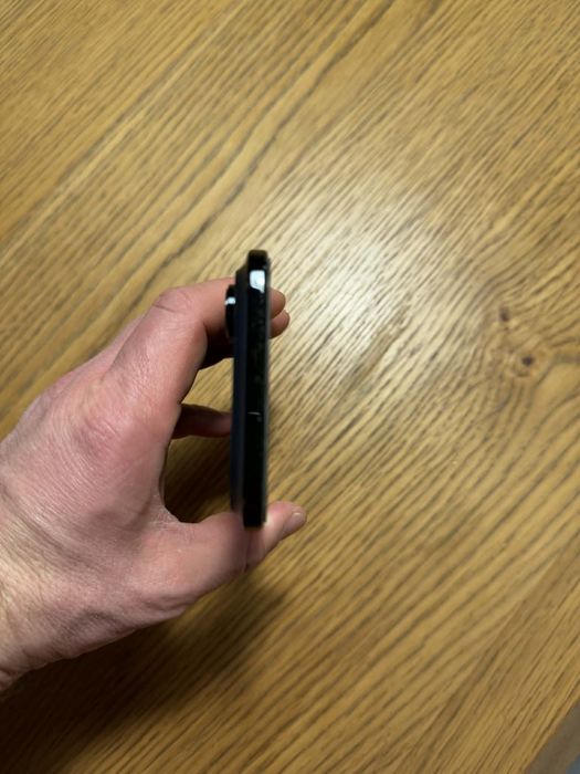 iPhone 17 Air używany miesiąc