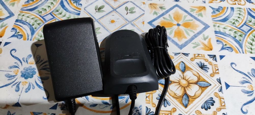 Bosch UNIVERSALCHAIN 18V Piła akumulatorowa