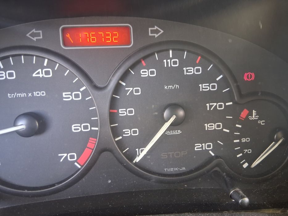 Peugeot 206 com 176 mil km