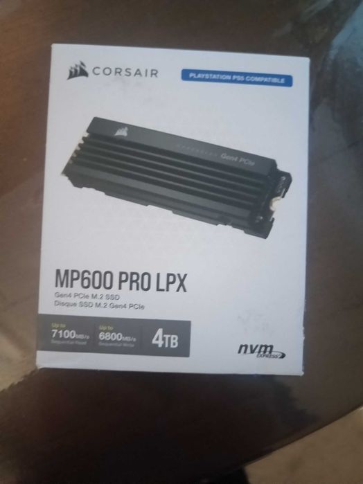 Продам   SSD накопичувач   Corsair MP600 PRO LPX для Ps5 . 4 tb