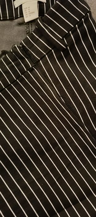 Spodnie 7/8 w paski, H&M, rozmiar 42