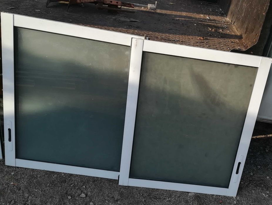 Double-Glazed Windows (READ DESCRIPTION)64564184445569122