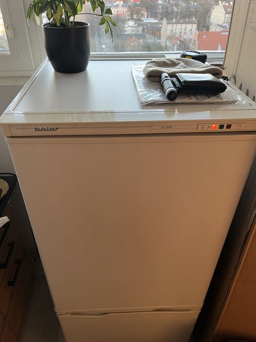 Lodówka Polar CZ235