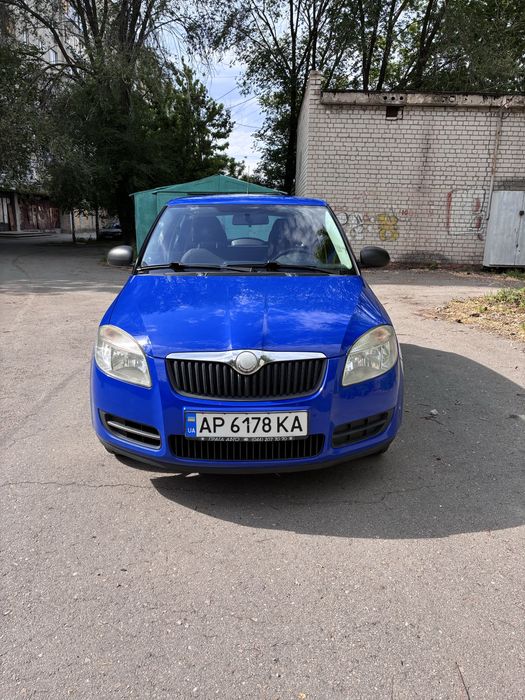 Skoda Fabia 2 1.4 официальная  обмен на универсал/ минивен