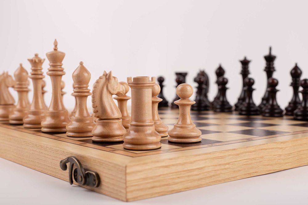 Власне виробництво виконуємо токарні роботи по обробці ДЕРЕВИНИ