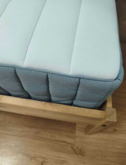 Cama solteiro com colchão
