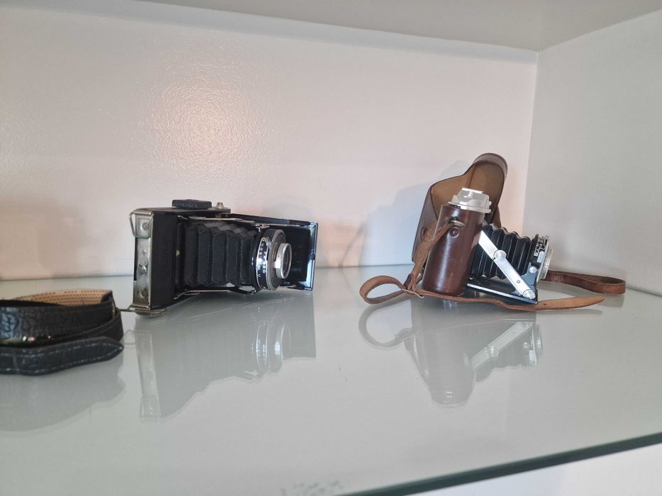 Máquinas antigas de filmar e fotografica