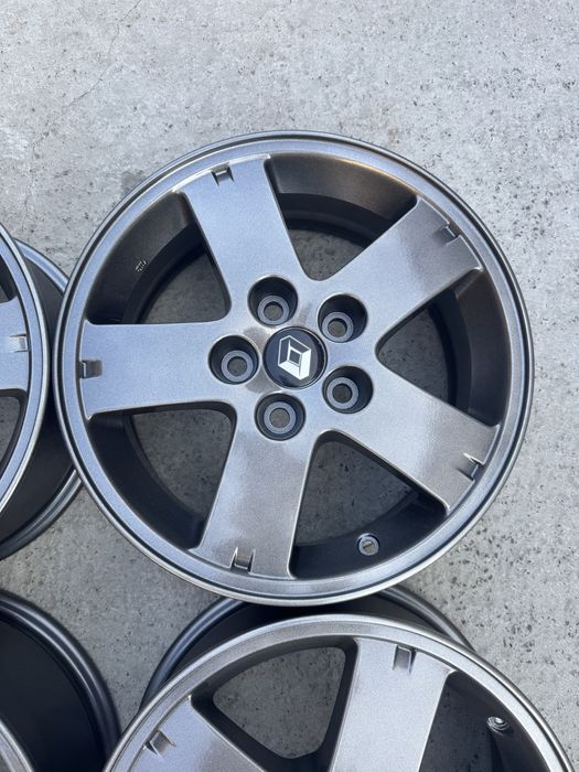 Диски 5*114.3R16 Renault trafic,duster