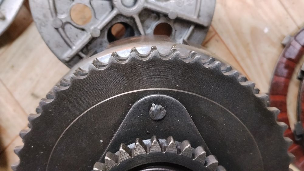 Продам корзину сцепления Ява 638