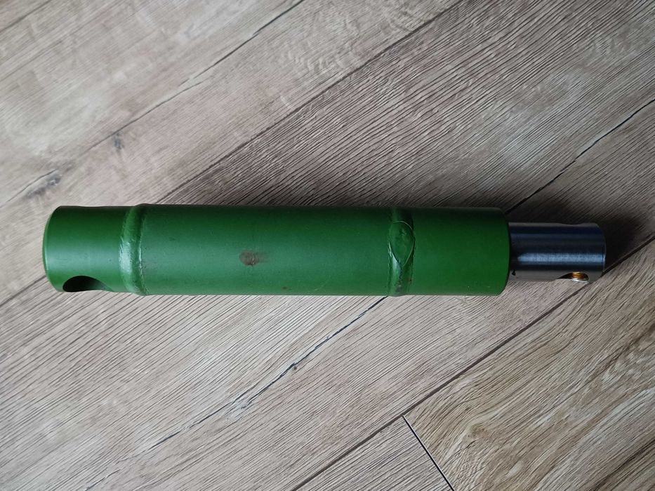 Modelarstwo JD DQ37015,AZ43606 siłownik 1450CWS