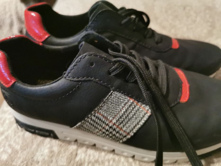 Buty marki Rieker