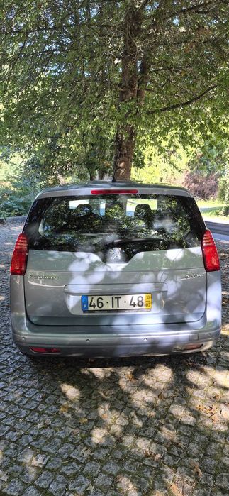 PEUGEOT 5008 2010 96.000 KMS