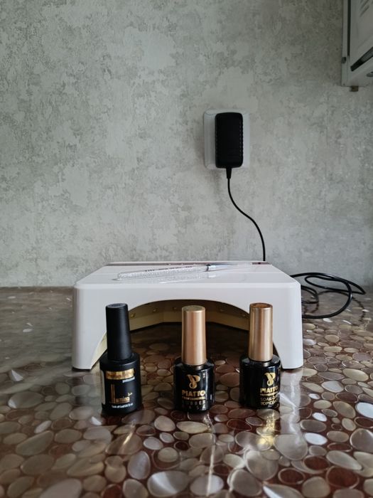 Лампа для гель лака