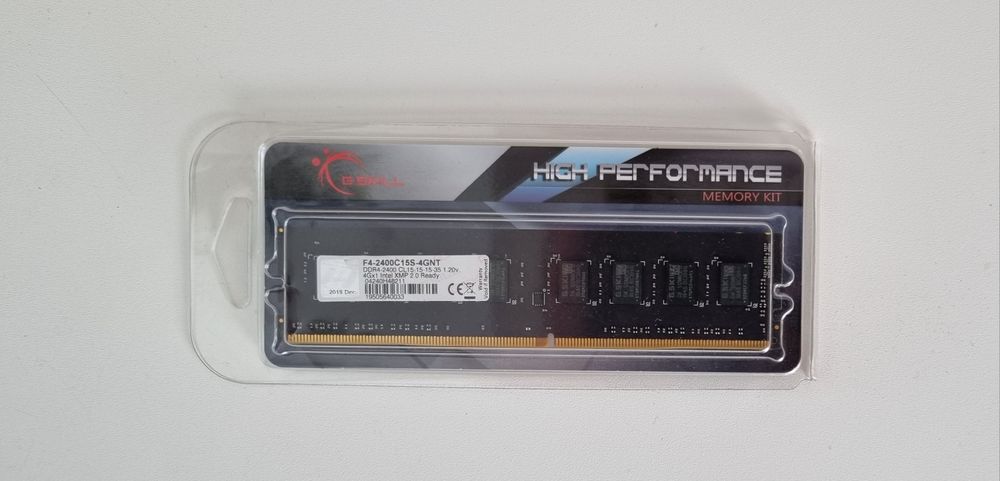 Pamięć RAM G.SKILL 4GB 2400 MHz CL15