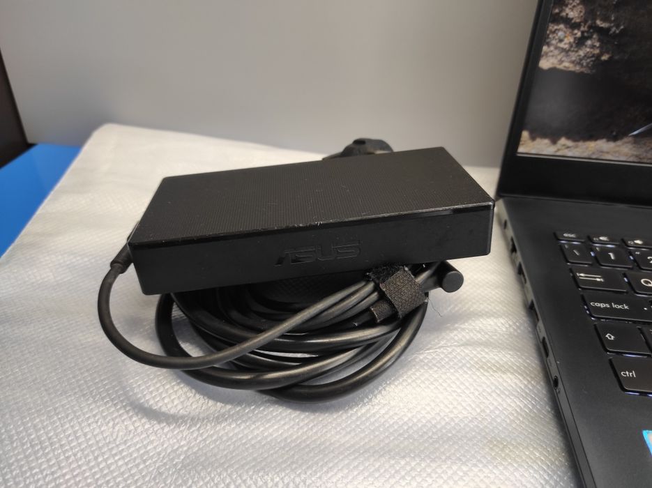 Computador ASUS x571g bom para Gamer