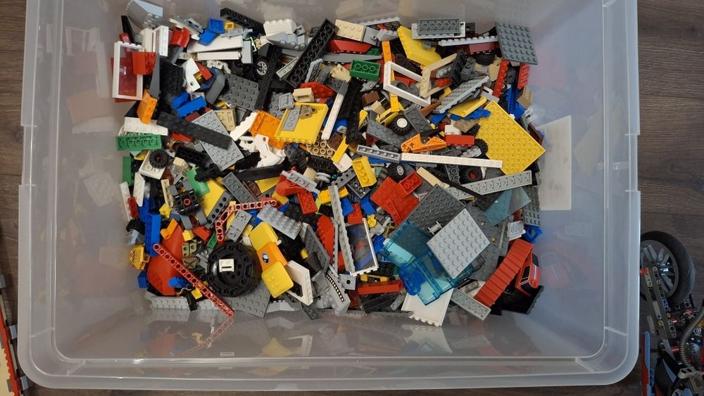 Pakiet lego mozna kupic rowniez oddzielnie  min.  lego nba 3432