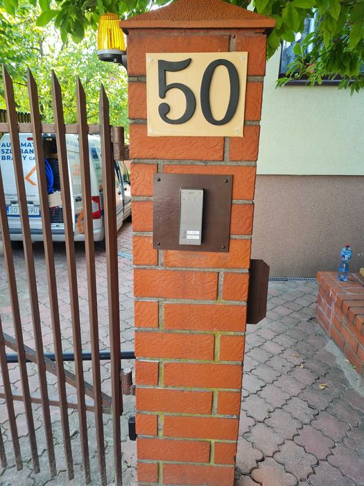 Montaż domofonów i wideodomofonów