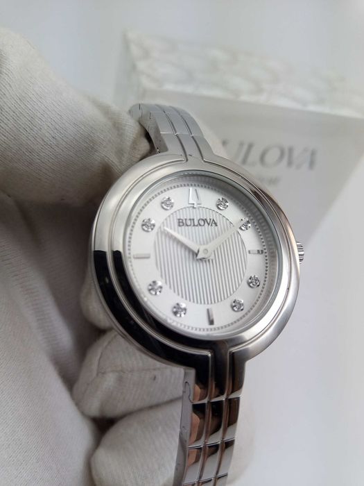 Женские часы с 8 бриллиантами Bulova Rhapsody 96P214 + духи в подарок